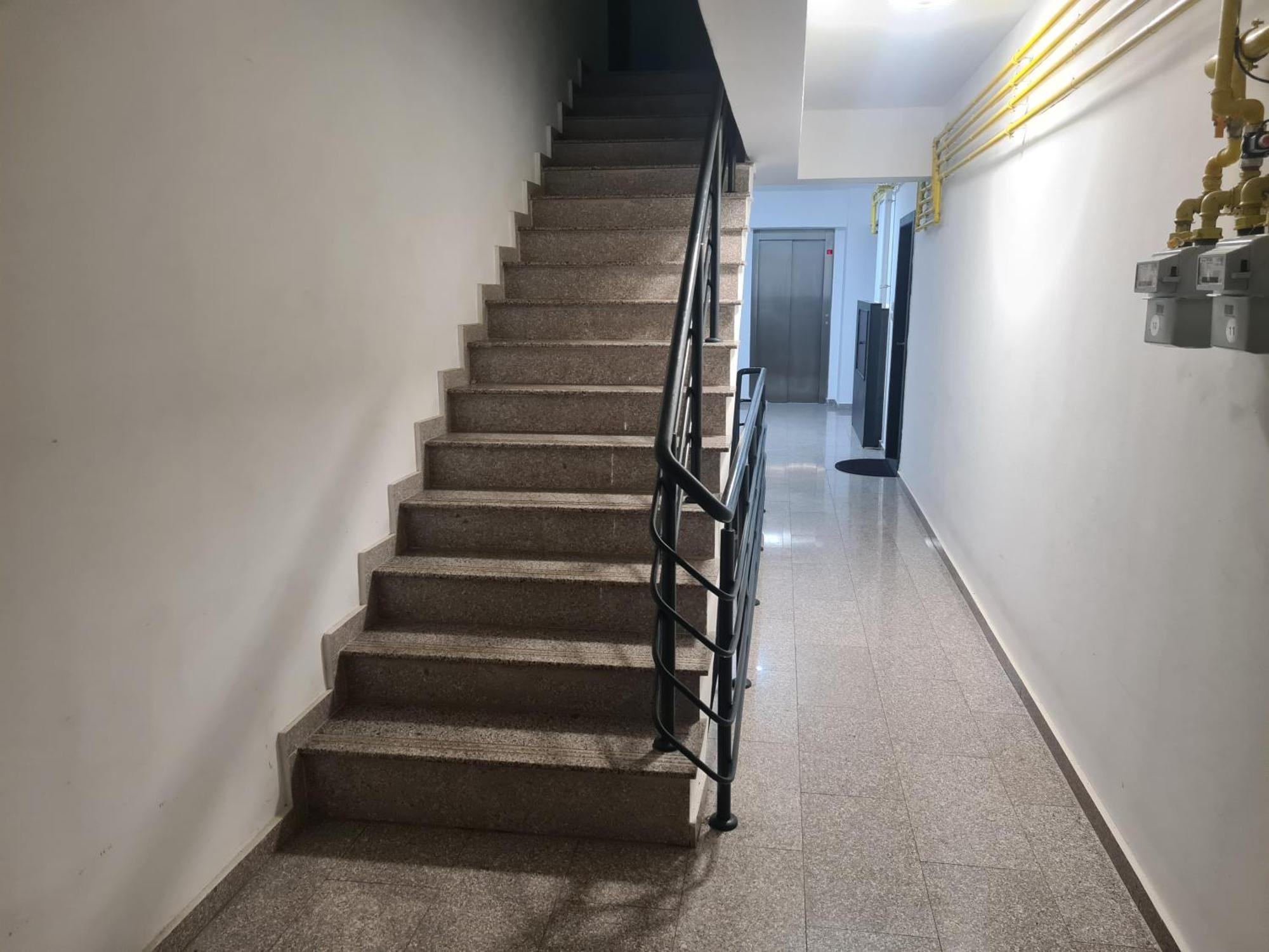 Mall Luxury Apartments Bacău Exteriör bild