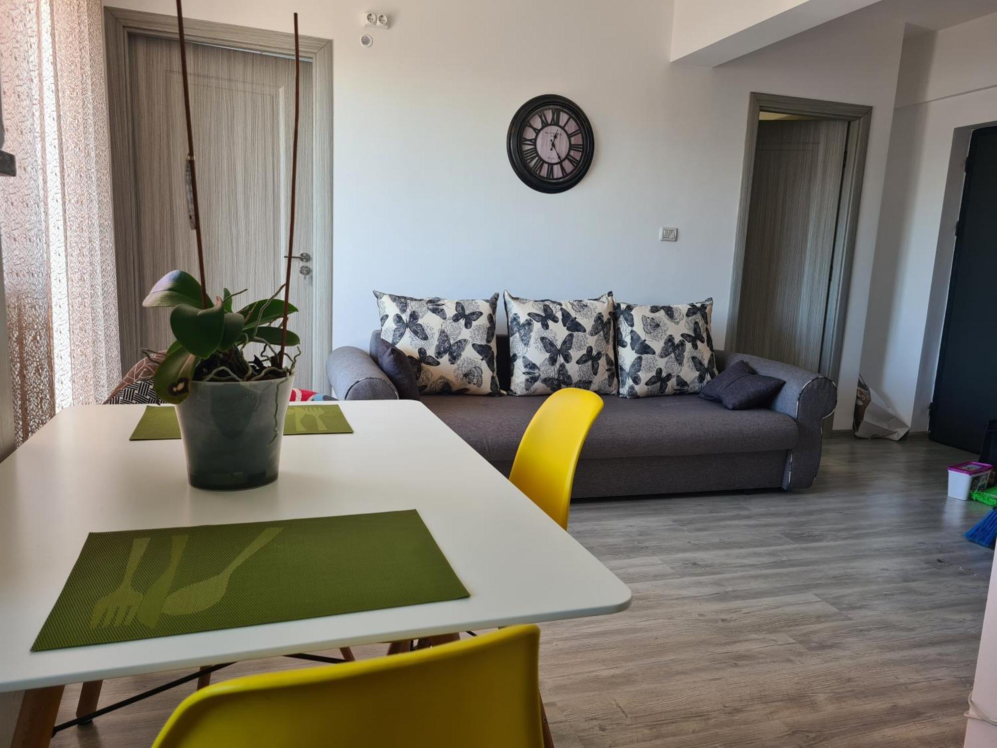 Mall Luxury Apartments Bacău Exteriör bild